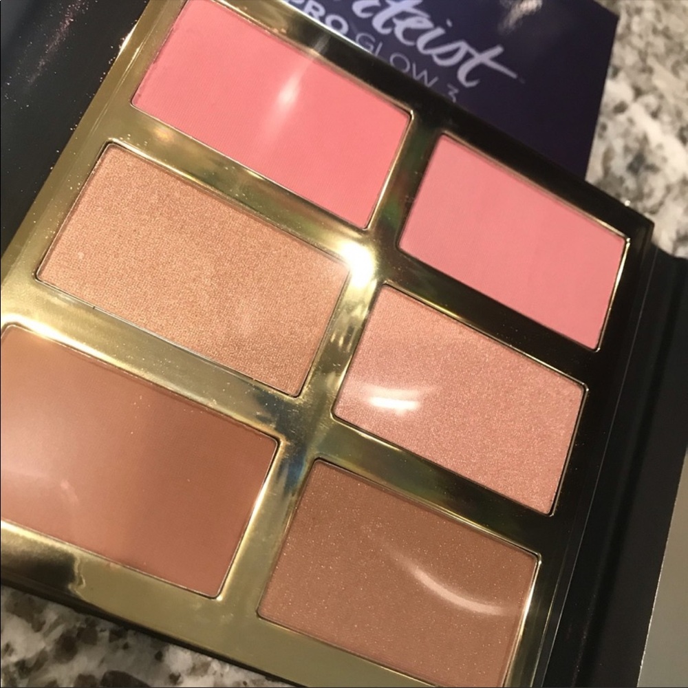 Tartiest PRO Glow pallet